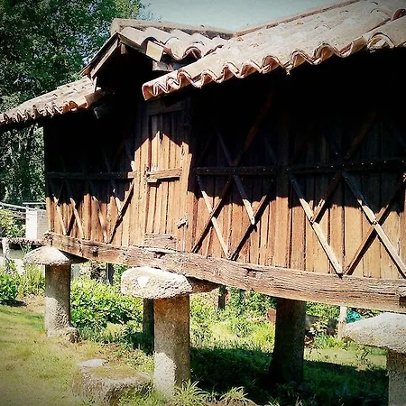 Сasa de vacaciones Casa Do Val *